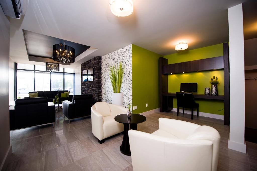 V Hotel & Suites Монктън Екстериор снимка