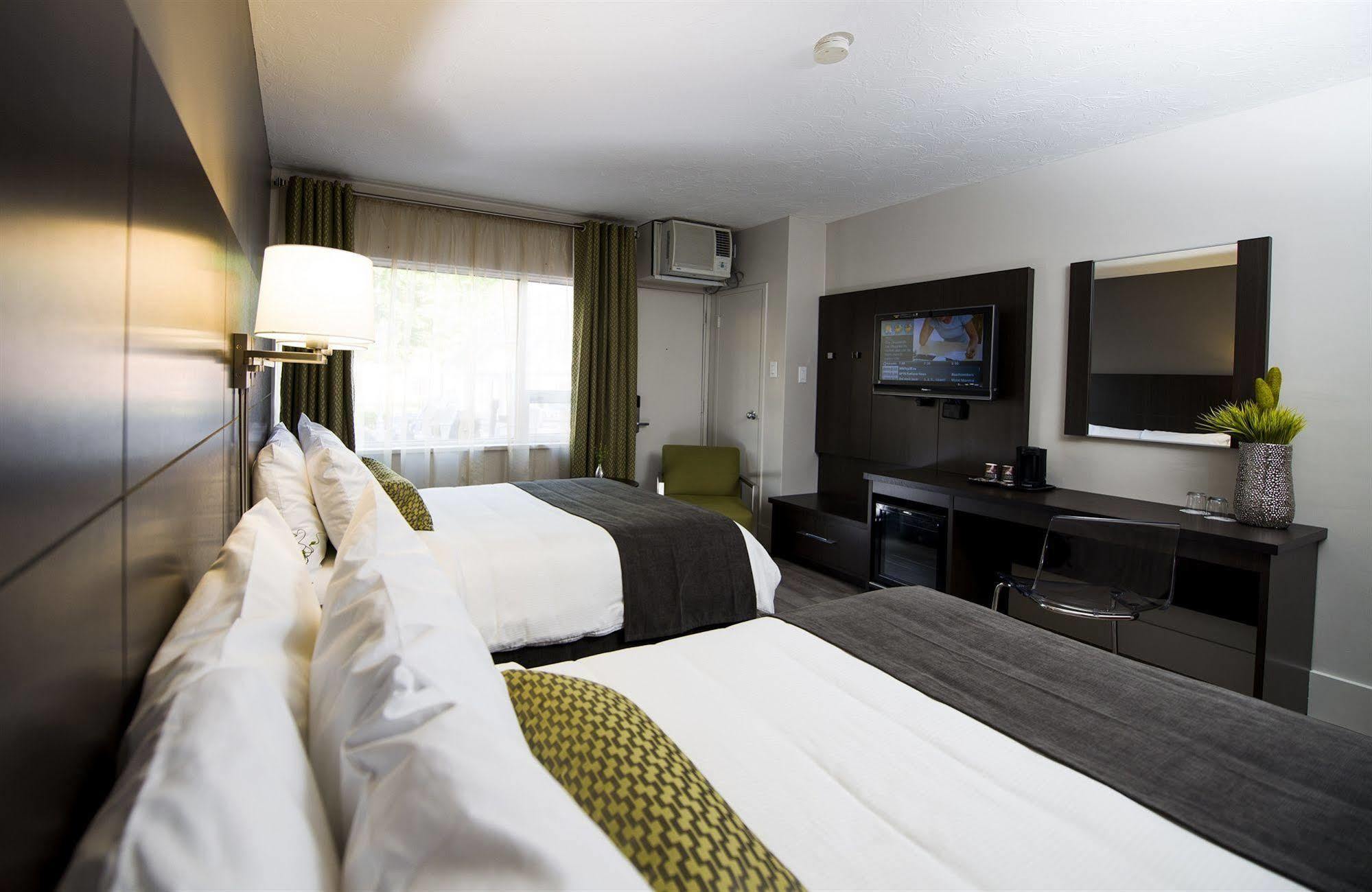 V Hotel & Suites Монктън Екстериор снимка